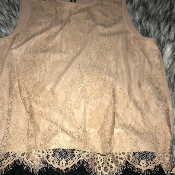 NWOT XXI nude lace tank top - Picture 3 of 4